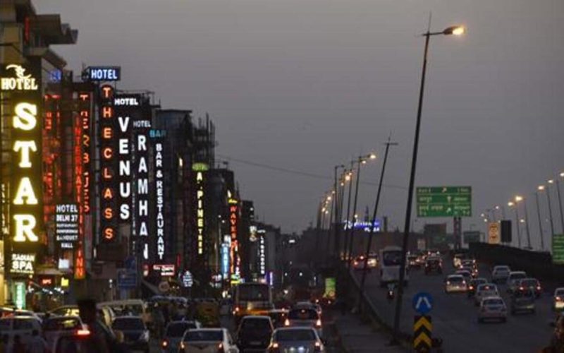 Making The Holiday Eventful And Enjoyable With Escorts In Mahipalpur